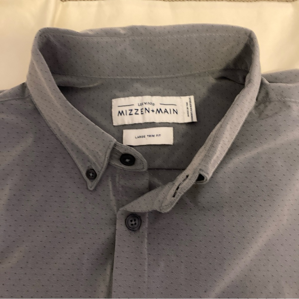 Mizzen+Main Men's Charcoal Leeward short sleeve Button Down Shirt size L